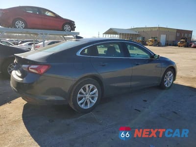 Trzecie zdjęcie samochodu z tyłu: 2020 CHEVROLET MALIBU LT VIN:1G1ZD5ST9LF045271 - miniatura