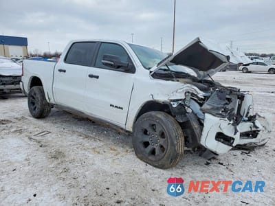 Czwarte zdjęcie samochodu z boku: 2025 RAM 1500 BIG HORN/LONE STAR VIN:1C6SRFFP4SN523315 - miniatura
