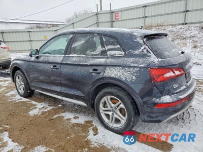 Drugie zdjęcie samochodu z przodu: 2018 AUDI Q5 PREMIUM VIN:WA1ANAFY2J2119628 - miniatura