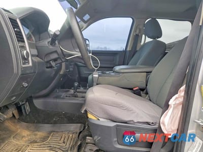 Zdjęcie 7 z 11 samochodu: 2014 RAM 2500 FLATBED TRUCK VIN:3C6UR5CL3EG160264 - miniatura