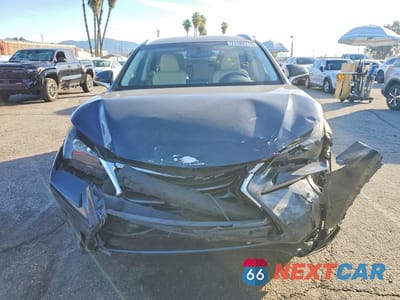 Piąte zdjęcie samochodu w środku: 2015 LEXUS NX 200T VIN:JTJYARBZ3F2018874 - miniatura