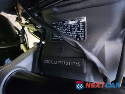 Zdjęcie 9 z 9 samochodu: 2025 KAWASAKI ZX636 K VIN:JKBZXJJ17SA019745 - miniatura