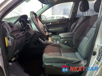 Zdjęcie 7 z 12 samochodu: 2011 KIA SORENTO BASE VIN:5XYKTDA15BG008932 - miniatura