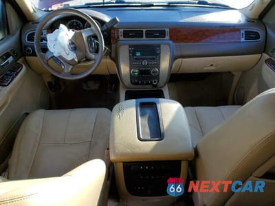 Zdjęcie 8 z 13 samochodu: 2013 GMC YUKON XL C1500 SLT VIN:1GKS1KE06DR150372 - miniatura