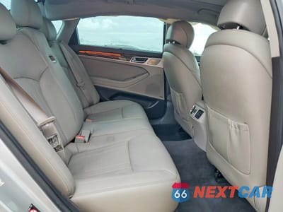 Zdjęcie 10 z 12 samochodu: 2018 GENESIS G80 3.8 VIN:KMHGN4JE0JU236204 - miniatura