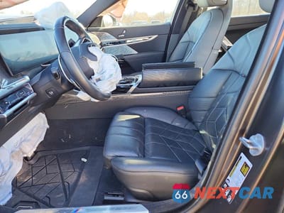 Zdjęcie 7 z 12 samochodu: 2024 BMW 760 XI VIN:WBA33EJ08RCS28370 - miniatura