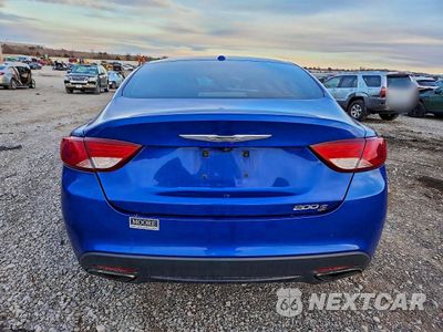 Zdjęcie 6 z 13 samochodu: 2015 CHRYSLER 200 S VIN:1C3CCCBB9FN592177 - miniatura