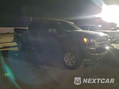 Czwarte zdjęcie samochodu z boku: 2021 CHEVROLET SILVERADO C1500 LT VIN:1GCPWCED8MZ251196 - miniatura