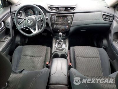 Zdjęcie 8 z 11 samochodu: 2018 NISSAN ROGUE S VIN:5N1AT2MT2JC752757 - miniatura