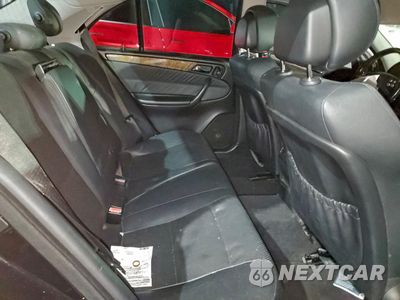 Zdjęcie 11 z 14 samochodu: 2007 MERCEDES-BENZ C 230 VIN:WDBRF52H37F850538 - miniatura