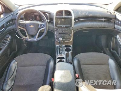 Zdjęcie 8 z 11 samochodu: 2015 CHEVROLET MALIBU 1LT VIN:1G11C5SL0FF140354 - miniatura
