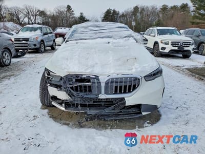 Piąte zdjęcie samochodu w środku: 2026 BMW 530 XI VIN:WBA53FJ03TCV98440 - miniatura