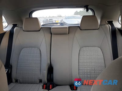 Zdjęcie 10 z 13 samochodu: 2023 HONDA HR-V LX VIN:3CZRZ1H33PM746445 - miniatura