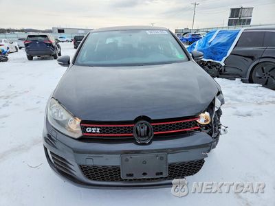 Piąte zdjęcie samochodu w środku: 2013 VOLKSWAGEN GTI VIN:WVWHD7AJXDW060118 - miniatura