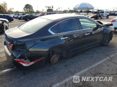 Trzecie zdjęcie samochodu z tyłu: 2016 NISSAN ALTIMA 2.5 VIN:1N4AL3AP4GC164861 - miniatura