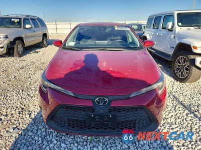Piąte zdjęcie samochodu w środku: 2022 TOYOTA COROLLA LE VIN:JTDEPMAEXNJ212277 - miniatura