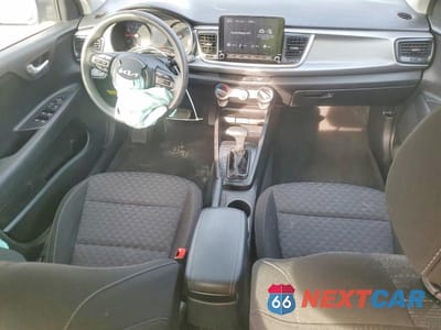 Zdjęcie 8 z 12 samochodu: 2023 KIA RIO LX VIN:3KPA24AD7PE537683 - miniatura