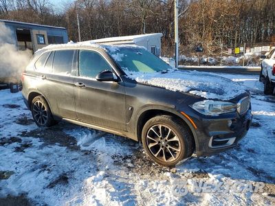 Czwarte zdjęcie samochodu z boku: 2018 BMW X5 XDR40E VIN:5UXKT0C59J0W00216 - miniatura