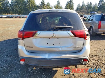 Zdjęcie 6 z 11 samochodu: 2018 MITSUBISHI OUTLANDER ES VIN:JA4AD2A35JJ004211 - miniatura