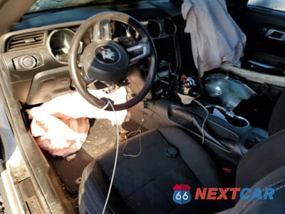 Zdjęcie 8 z 11 samochodu: 2016 FORD MUSTANG VIN:1FATP8EM2G5227082 - miniatura