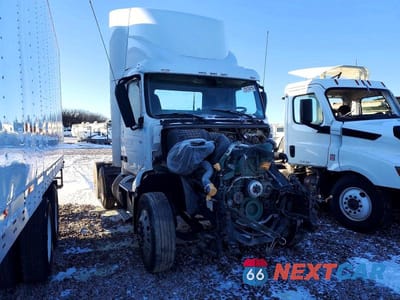 2023 VOLVO VNL SEMI TRUCK 4V4NC9EG3PN316632 - główne zdjęcie licytacji z USA - miniatura
