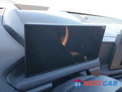 Zdjęcie 9 z 11 samochodu: 2024 CHEVROLET SILVERADO VIN:1GC10UED4RU202093 - miniatura