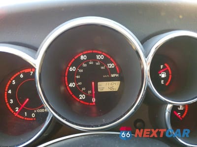 Zdjęcie 9 z 11 samochodu: 2004 PONTIAC VIBE BASE VIN:5Y2SL62884Z459638 - miniatura