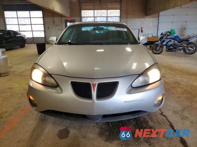 Piąte zdjęcie samochodu w środku: 2005 PONTIAC GRAND PRIX VIN:2G2WP522051261078 - miniatura