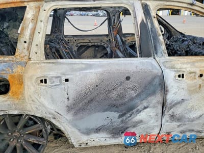 Zdjęcie 11 z 12 samochodu: 2016 VOLVO XC90 T6 VIN:YV4A22PL6G1079640 - miniatura