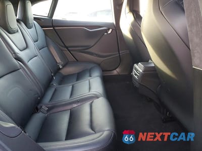 Zdjęcie 10 z 11 samochodu: 2018 TESLA MODEL S VIN:5YJSA1E27JF258721 - miniatura