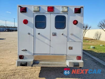 Zdjęcie 6 z 13 samochodu: 2011 CHEVROLET SILVERADO C3500 LT VIN:1GB3C0CG6BF191943 - miniatura