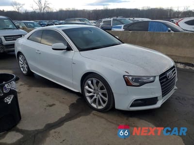 Czwarte zdjęcie samochodu z boku: 2016 AUDI A5 VIN:WAUM2AFR8GA045373 - miniatura