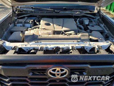 Zdjęcie 11 z 12 samochodu: 2022 TOYOTA TUNDRA CREWMAX SR5 VIN:5TFLA5EC8NX004418 - miniatura