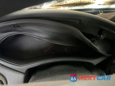 Zdjęcie 6 z 7 samochodu: 2002 FORD FOCUS SE VIN:1FAFP34312W291481 - miniatura