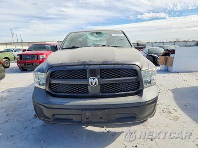 Piąte zdjęcie samochodu w środku: 2019 RAM 1500 CLASSIC TRADESMAN VIN:1C6RR6FG5KS722437 - miniatura