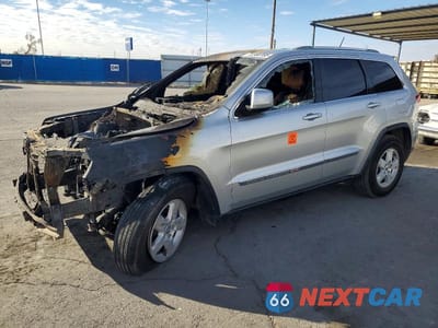 2011 JEEP GRAND CHEROKEE LAREDO 1J4RR4GGXBC579243 - główne zdjęcie licytacji z USA - miniatura