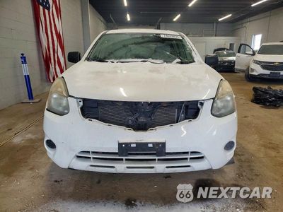Piąte zdjęcie samochodu w środku: 2014 NISSAN ROGUE SELECT S VIN:JN8AS5MV5EW705032 - miniatura