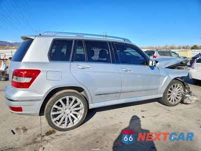Trzecie zdjęcie samochodu z tyłu: 2010 MERCEDES-BENZ GLK 350 4MATIC VIN:WDCGG8HB6AF432485 - miniatura
