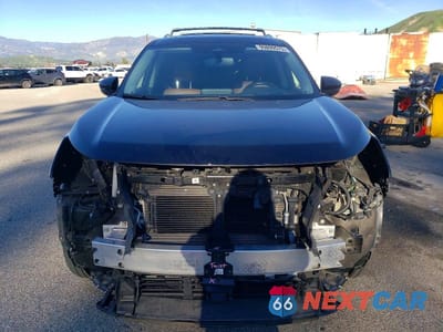 Piąte zdjęcie samochodu w środku: 2022 NISSAN PATHFINDER PLATINUM VIN:5N1DR3DH9NC218920 - miniatura