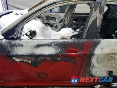 Zdjęcie 7 z 11 samochodu: 2011 BMW 328 XI VIN:WBAPK7C50BA970725 - miniatura