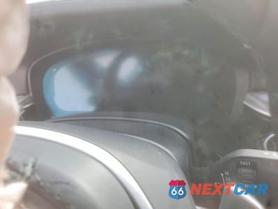 Zdjęcie 9 z 13 samochodu: 2019 BMW M550XI VIN:WBAJB9C52KB465023 - miniatura