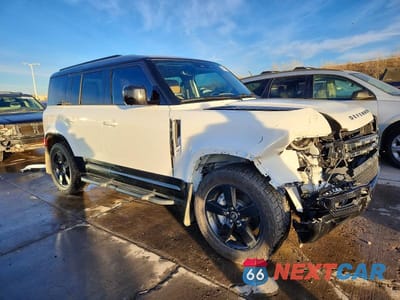 Czwarte zdjęcie samochodu z boku: 2025 LAND ROVER DEFENDER 110 X-DYNAMIC SE VIN:SALE27EU2S2400212 - miniatura