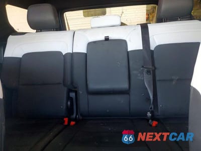 Zdjęcie 10 z 13 samochodu: 2024 GMC HUMMER SUV 3X EXTREME OFF ROAD VIN:1GKB0SDC8RU109163 - miniatura