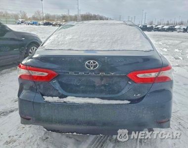 Zdjęcie 6 z 11 samochodu: 2018 TOYOTA CAMRY L VIN:4T1B11HK7JU587420 - miniatura