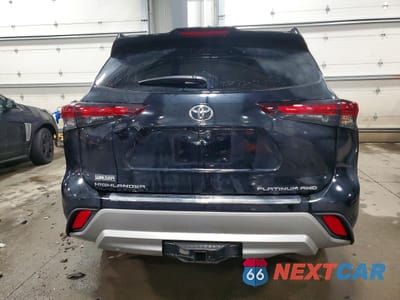 Zdjęcie 6 z 14 samochodu: 2025 TOYOTA HIGHLANDER VIN:5TDKDRBH1SS576555 - miniatura