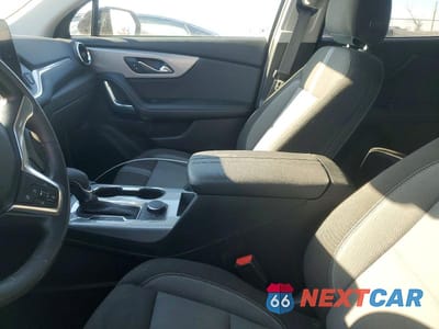 Zdjęcie 9 z 12 samochodu: 2023 CHEVROLET BLAZER 2LT VIN:3GNKBCR48PS221706 - miniatura