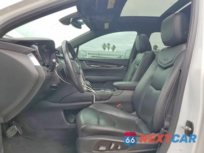 Zdjęcie 7 z 13 samochodu: 2020 CADILLAC XT5 PREMIUM LUXURY VIN:1GYKNCRS4LZ142801 - miniatura