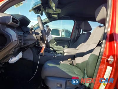 Zdjęcie 7 z 11 samochodu: 2025 TOYOTA TACOMA DOUBLE CAB VIN:3TYLB5JN0ST084632 - miniatura