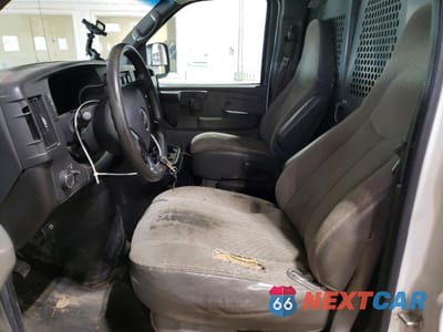 Zdjęcie 7 z 14 samochodu: 2008 CHEVROLET EXPRESS G1500 VIN:1GCFH154581105854 - miniatura