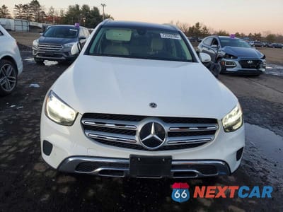 Piąte zdjęcie samochodu w środku: 2021 MERCEDES-BENZ GLC 300 4MATIC VIN:W1N0G8EB0MF909775 - miniatura